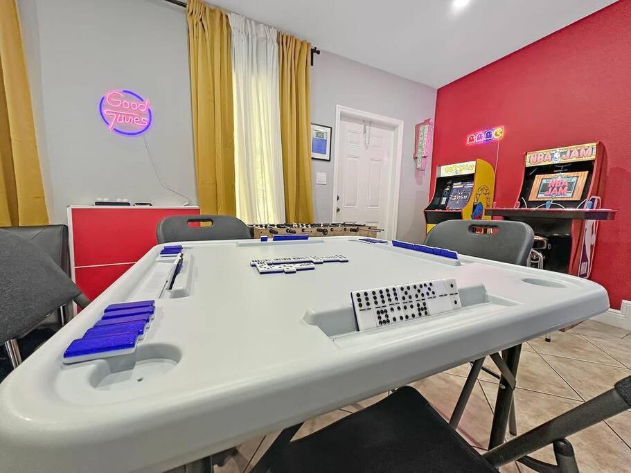 Escape Gameroom, Bar, Bbq, Spacious,King Bed, All Luxury Mattresses, Near Beach, 6 Blocks Away From Bars, Nite Clubs, Res, Shops Miami Exterior foto