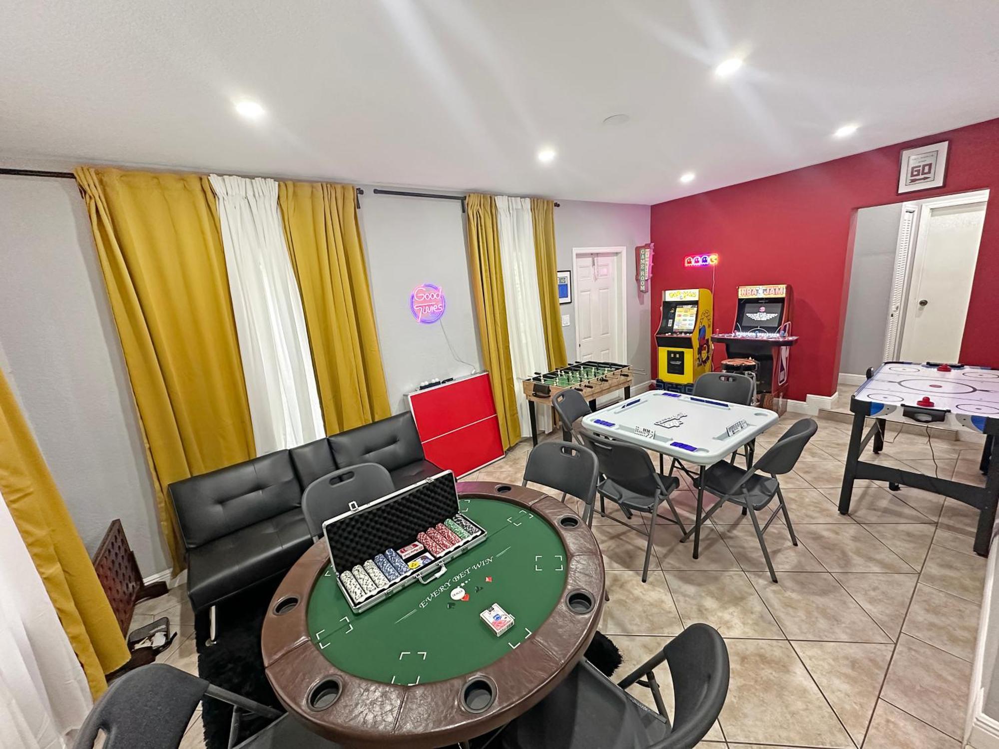 Escape Gameroom, Bar, Bbq, Spacious,King Bed, All Luxury Mattresses, Near Beach, 6 Blocks Away From Bars, Nite Clubs, Res, Shops Miami Exterior foto